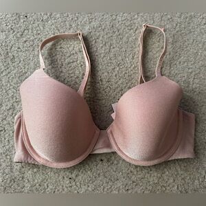VS 34C tshirt lightly lined bra